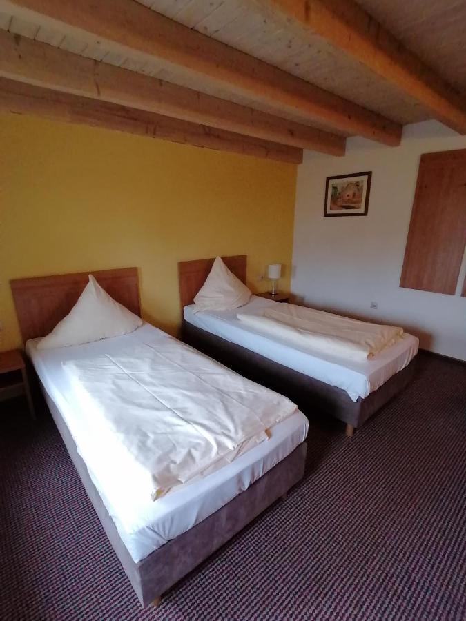 Landhotel Adler Selters  Экстерьер фото